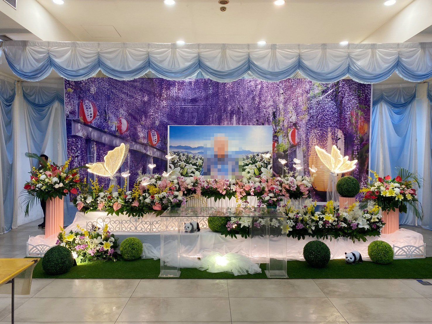 羽田花海客製化告別式會場佈置（新竹殯儀館乙級廳）
